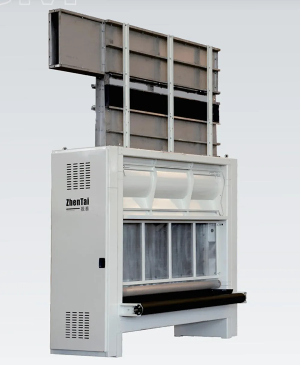 Carding feeder that supplies fiber to the carding machine